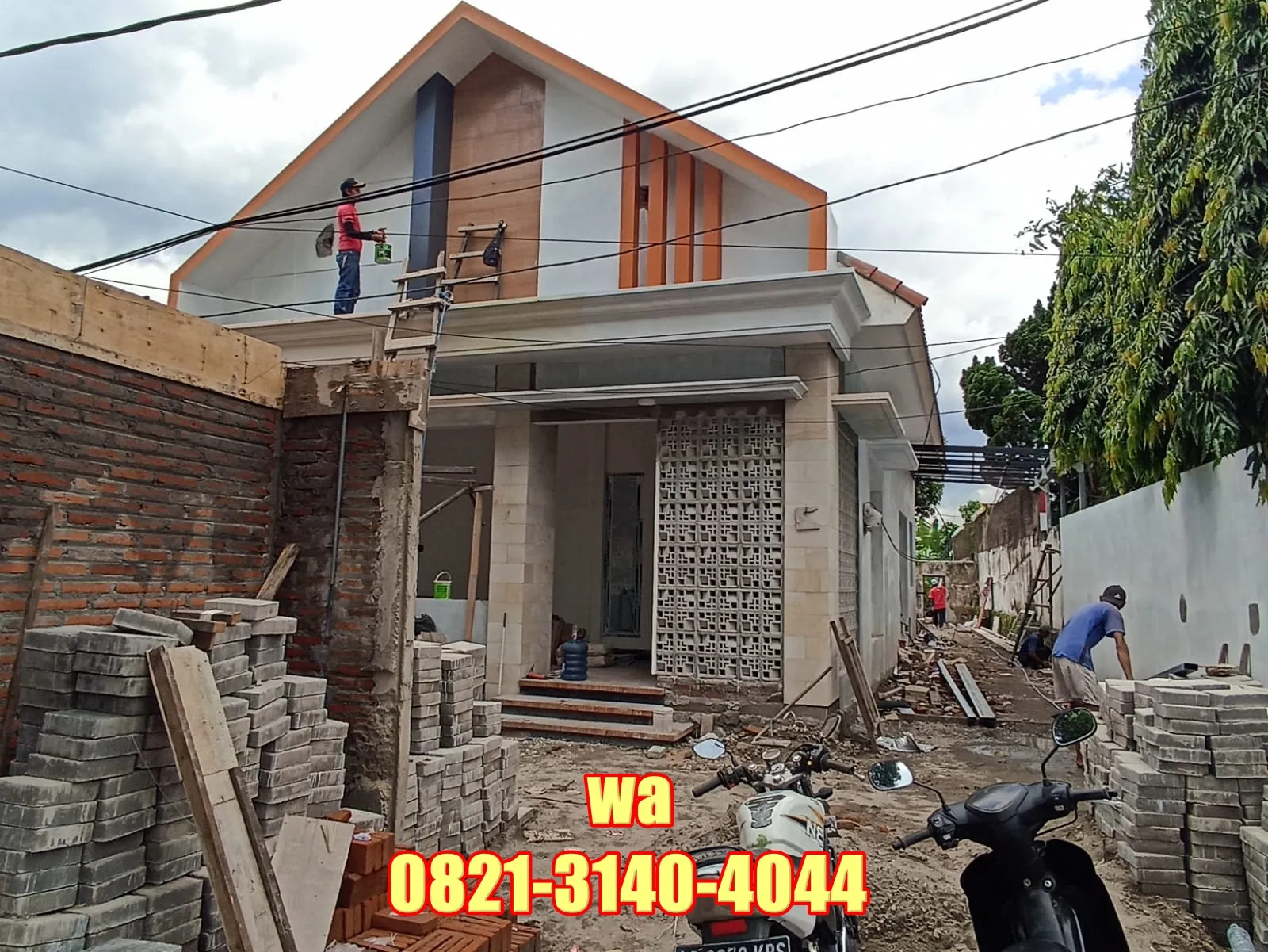WAO82l 3l4O 4O44, renovasi minor adalah SRENGAT                   BLITAR