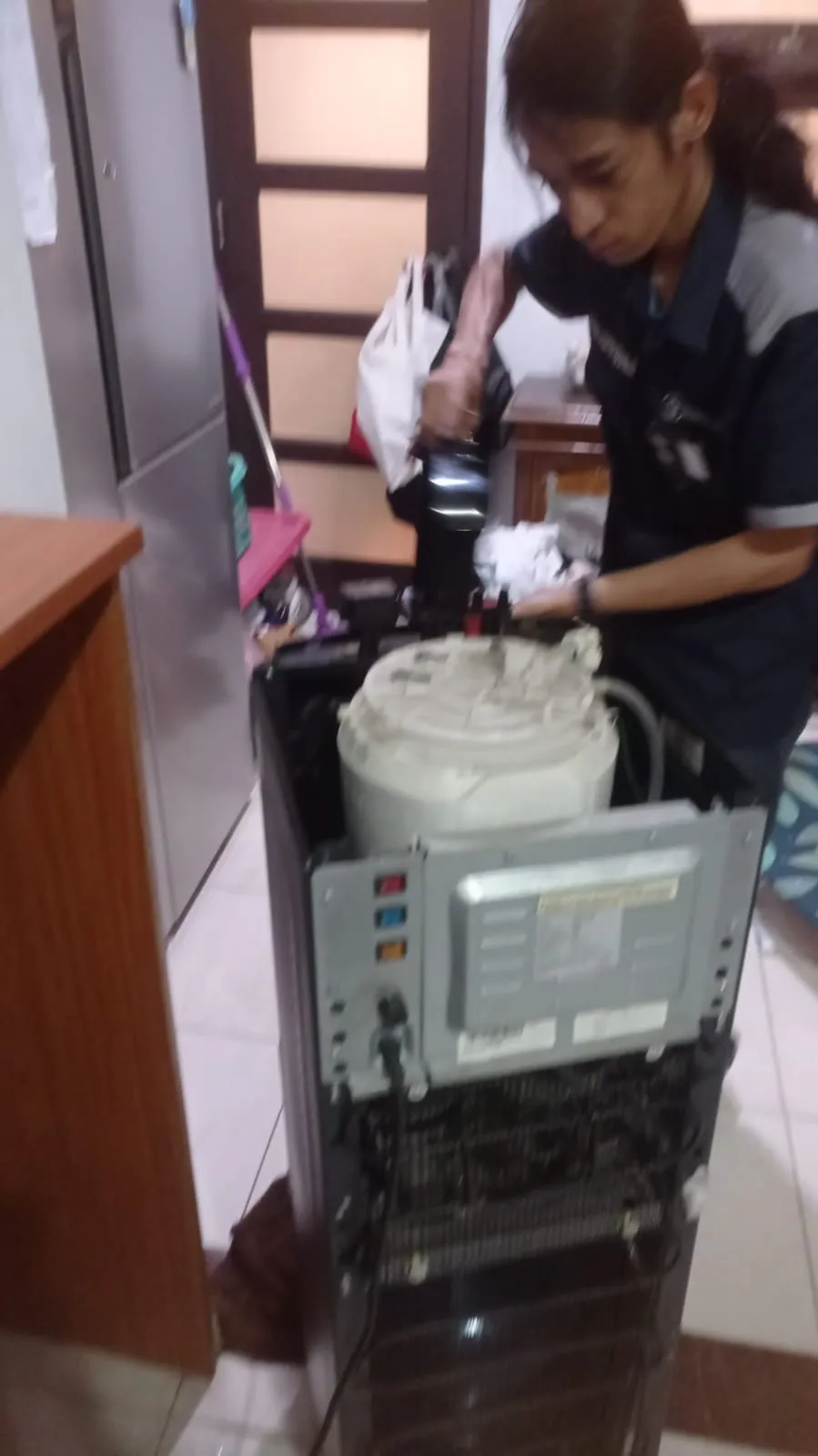 WA. 0822.9815.2217 - 0813.1418.1790 Jasa Service Dispenser & Jasa Cleaning Dispenser Bendungan Hilir, Tanah Abang, Jakarta Pusat Terdekat