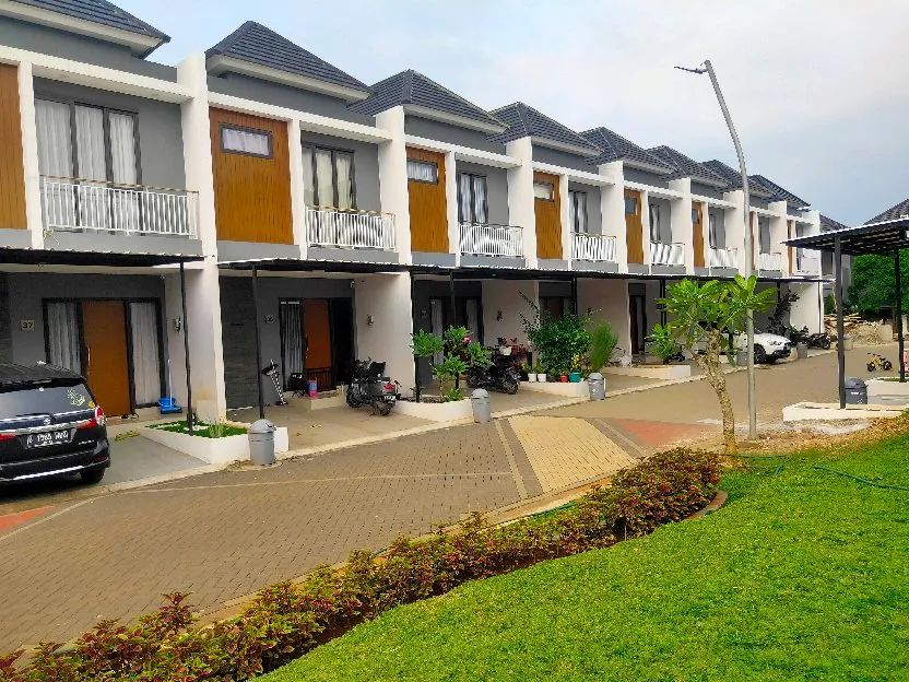 Rumah siap huni dan bebas dari banjir