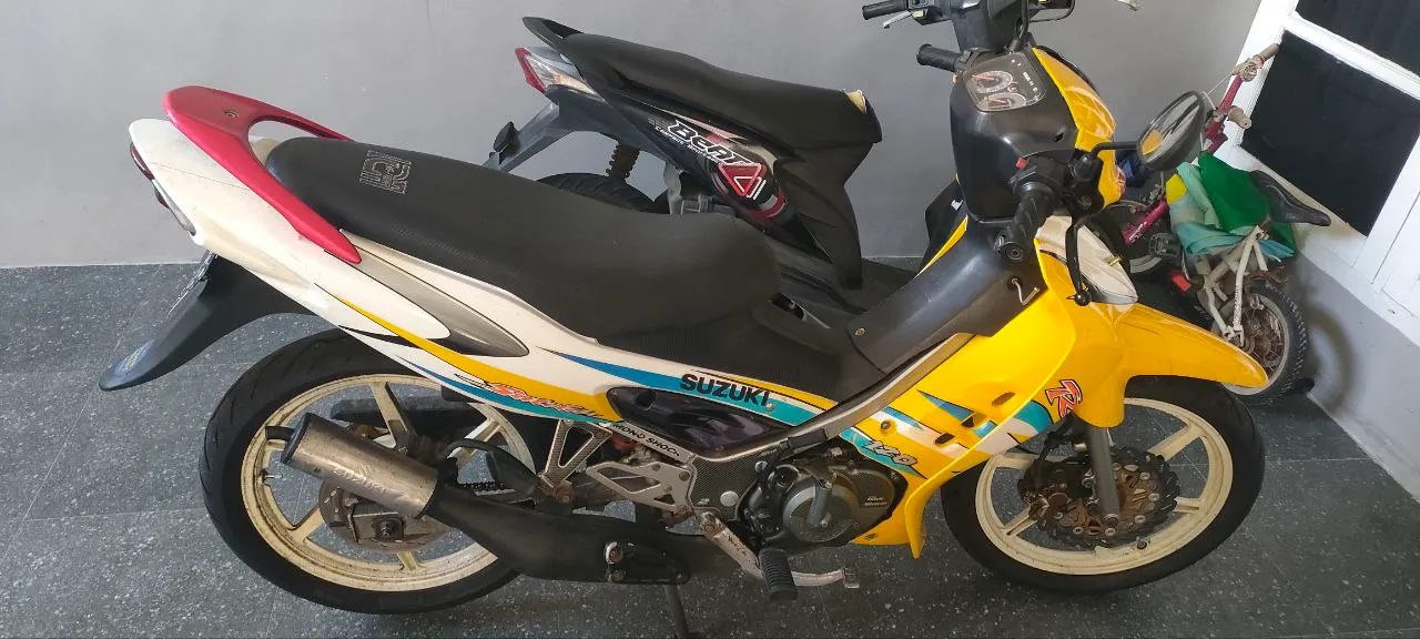 JUAL SUZUKI SATRIA HIU 2 TAK 2T 2004 Surabaya  Sidoarjo  Malang  Tulungagung