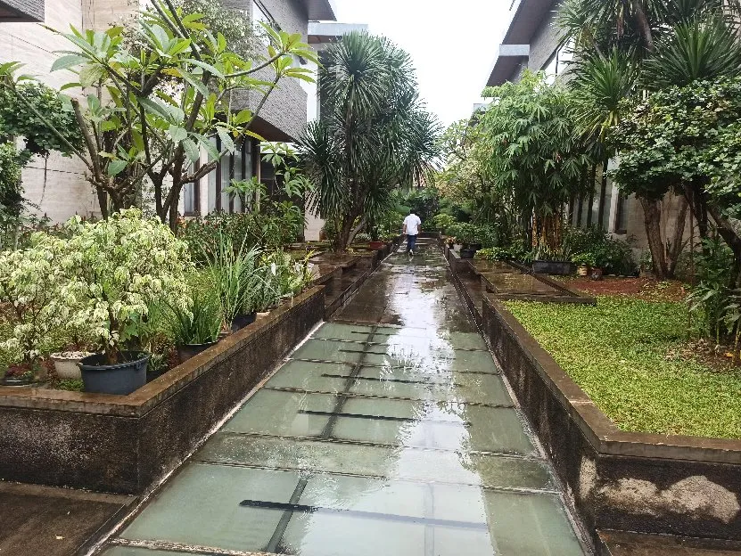 RUMAH TOWN HOUSE MEWAH KEMANG JAKARTA SELATAN