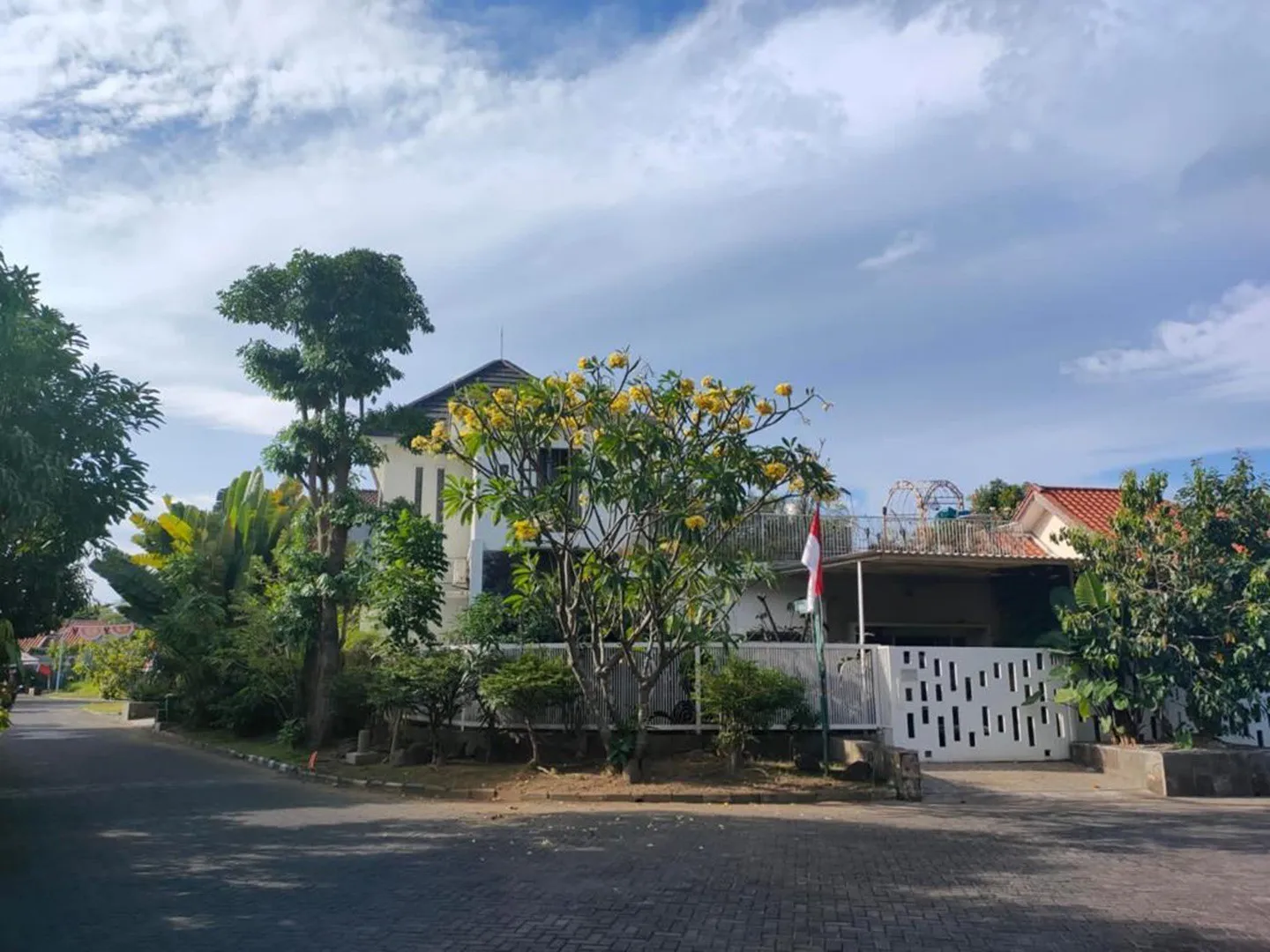 Dijual Rumah Mewah Puri Surya Jaya Pasadena Sidoarjo