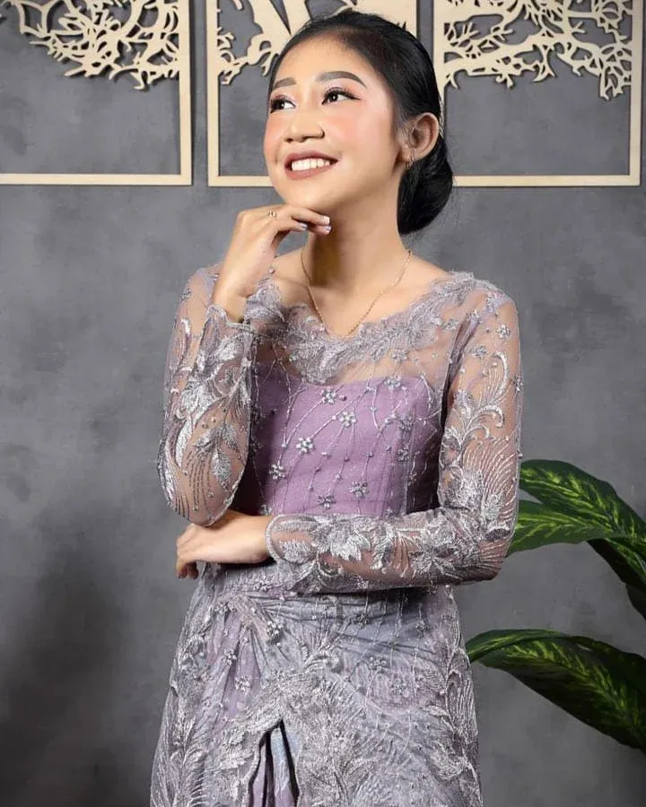 LAGI VIRAL, Kebaya Encim, Rok Lilit, Kondangan, Bangka Belitung, NENG LINA KEBAYA
