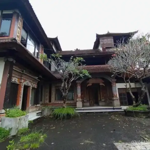 Tanah Bangunan Ex Restoran Strategis di Ubud Gianyar Bali