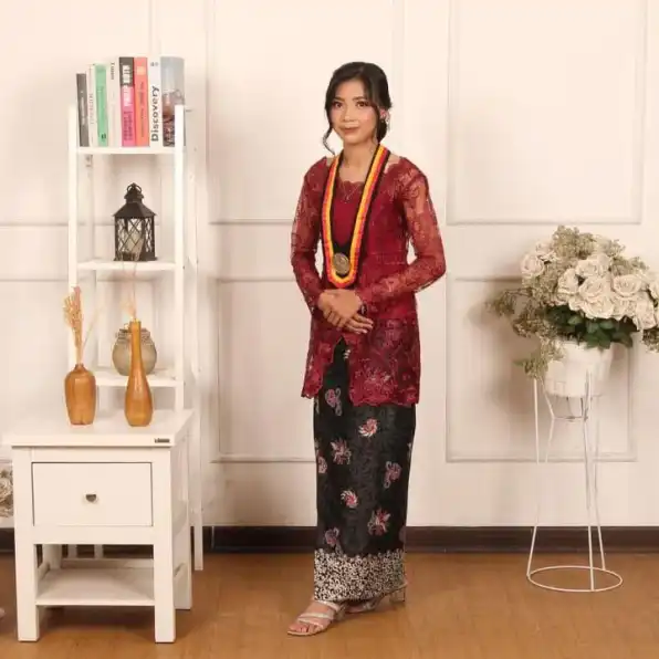 Diskon, 0816–4864–457, Kebaya Betawi, Kemben, Wisuda SMA, Tanjung Pinang, NENG LINA KEBAYA