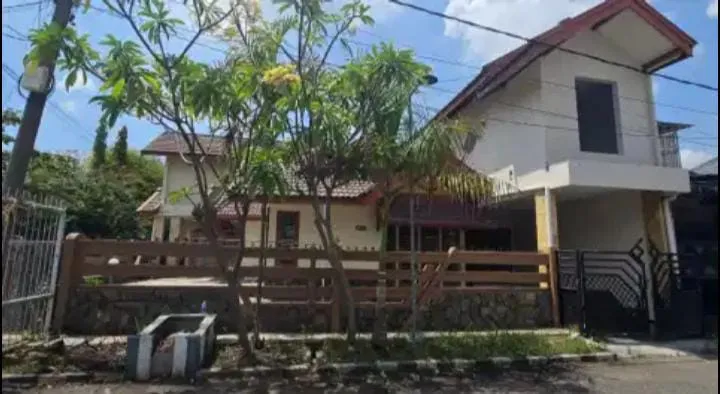 Dijual Rumah Pojokan di Taman Pinang, Sidoarjo