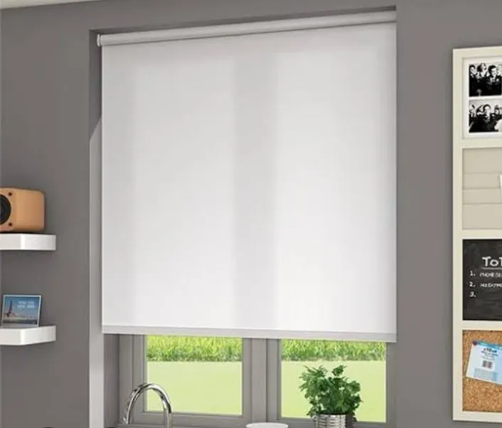 Roller Blind Blackout Gedung
