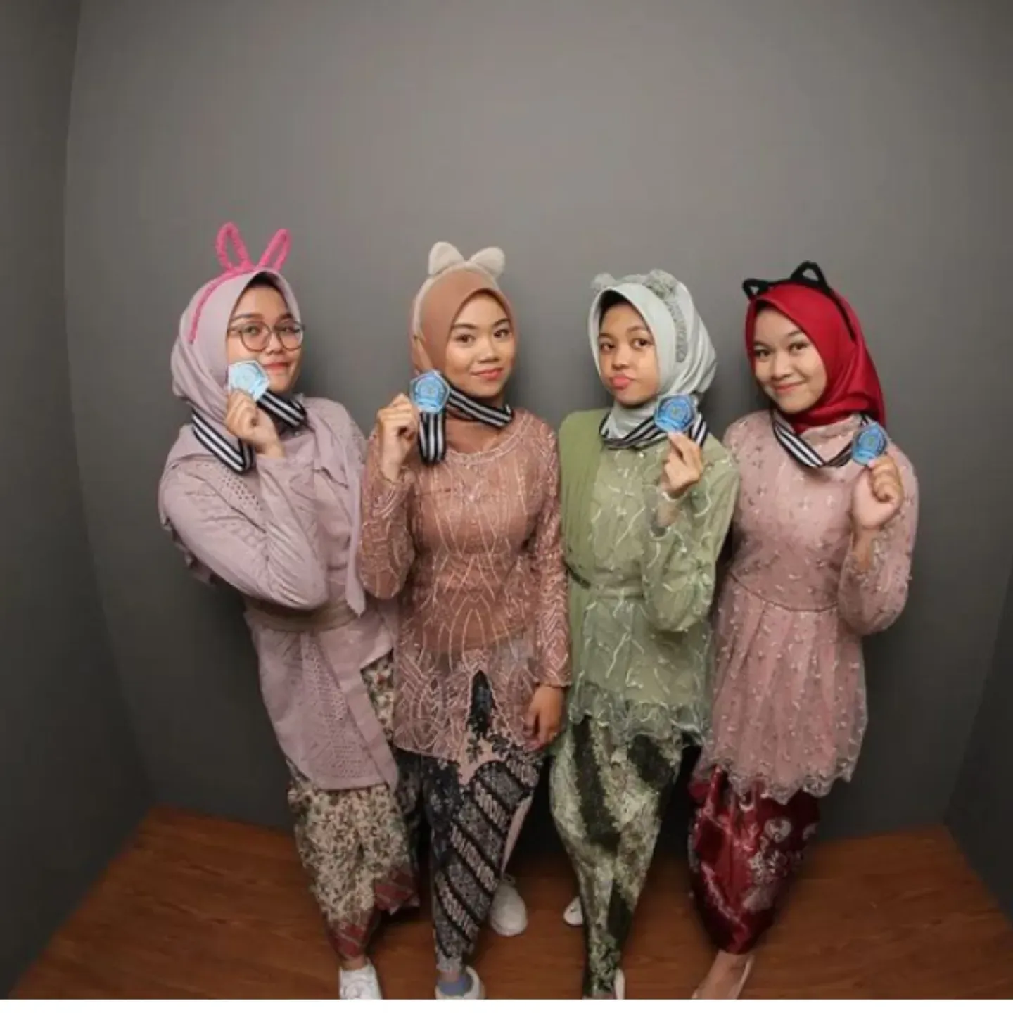 Terbaik, Kebaya Kutubaru, Kemben, Anak SMA, Palembang, NENG LINA KEBAYA