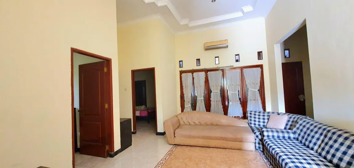 Dijual Rumah SHM di Perumahan Istana Mentari, Sidoarjo