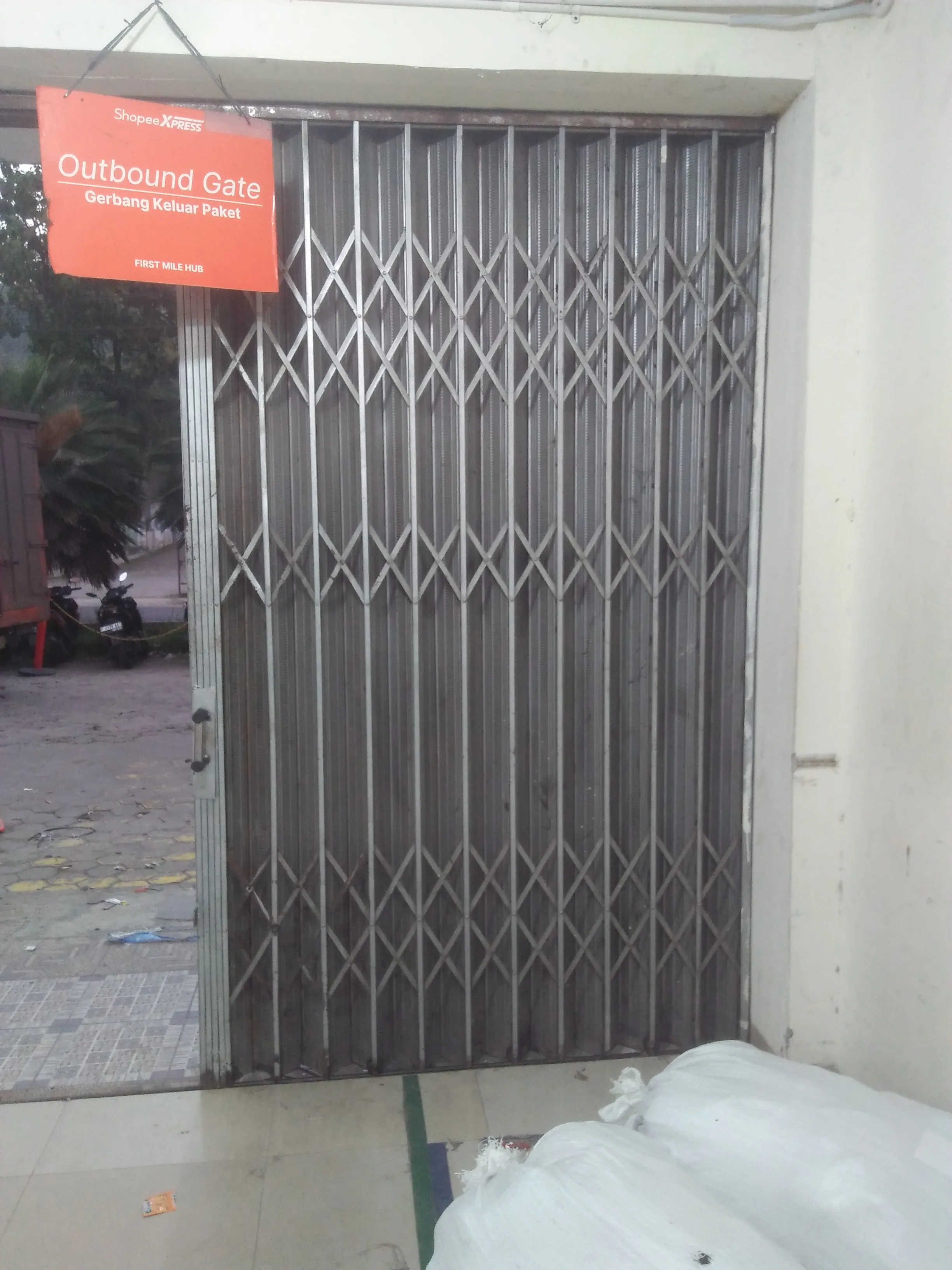 Ahli servis rolling door folding gate murah kelapa gading Sunter Cakung