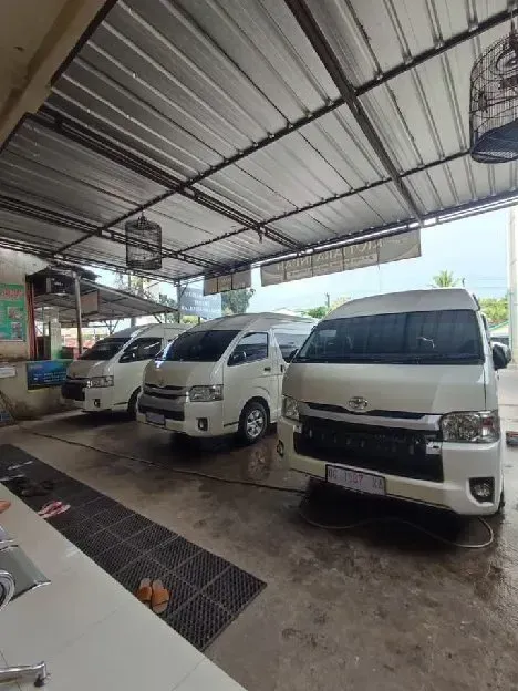 Sewa Mobil Hiace Jambi plus Driver 0813-6646-0626 Mutiara Indah