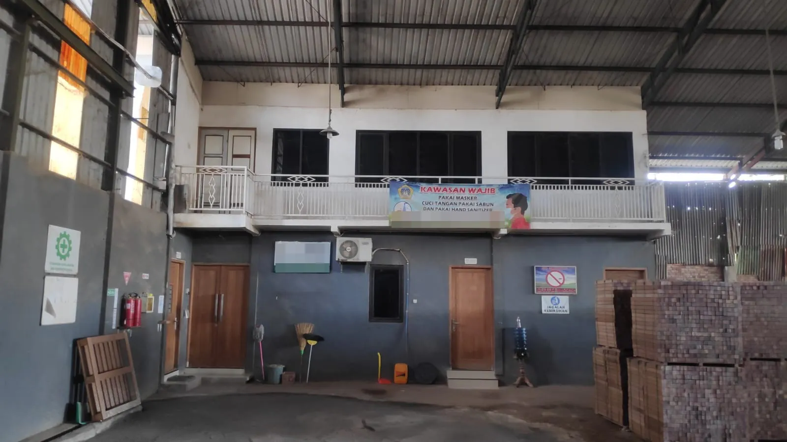 Dijual BU Gudang di Raya Kedamean, Gresik