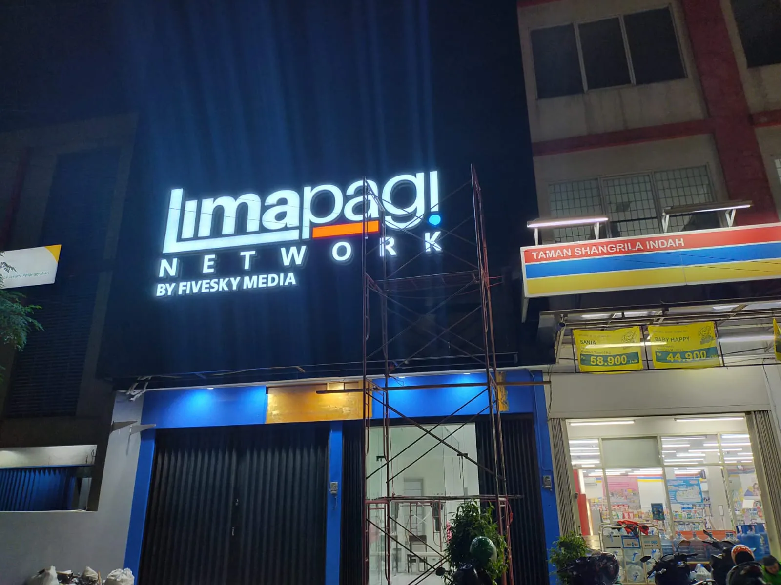 Huruf timbul galvanis jakarta