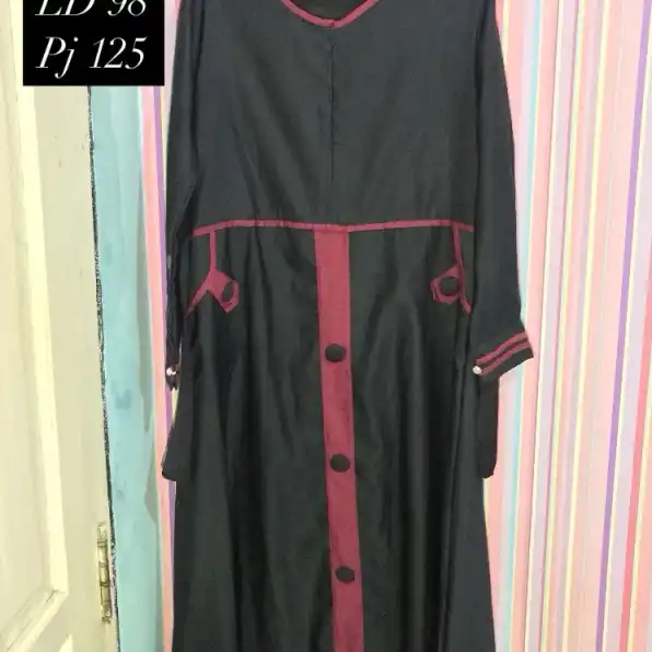 Gamis Hitam Mix Maroon Busana Muslim Wanita