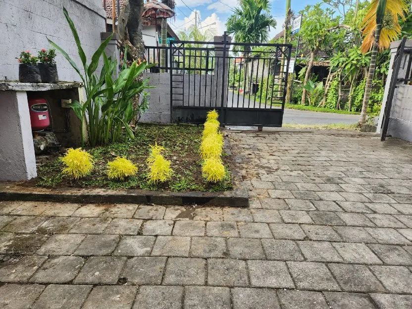 Disewakan Rumah furnished di jl Drupadi Renon Denpasar Bali