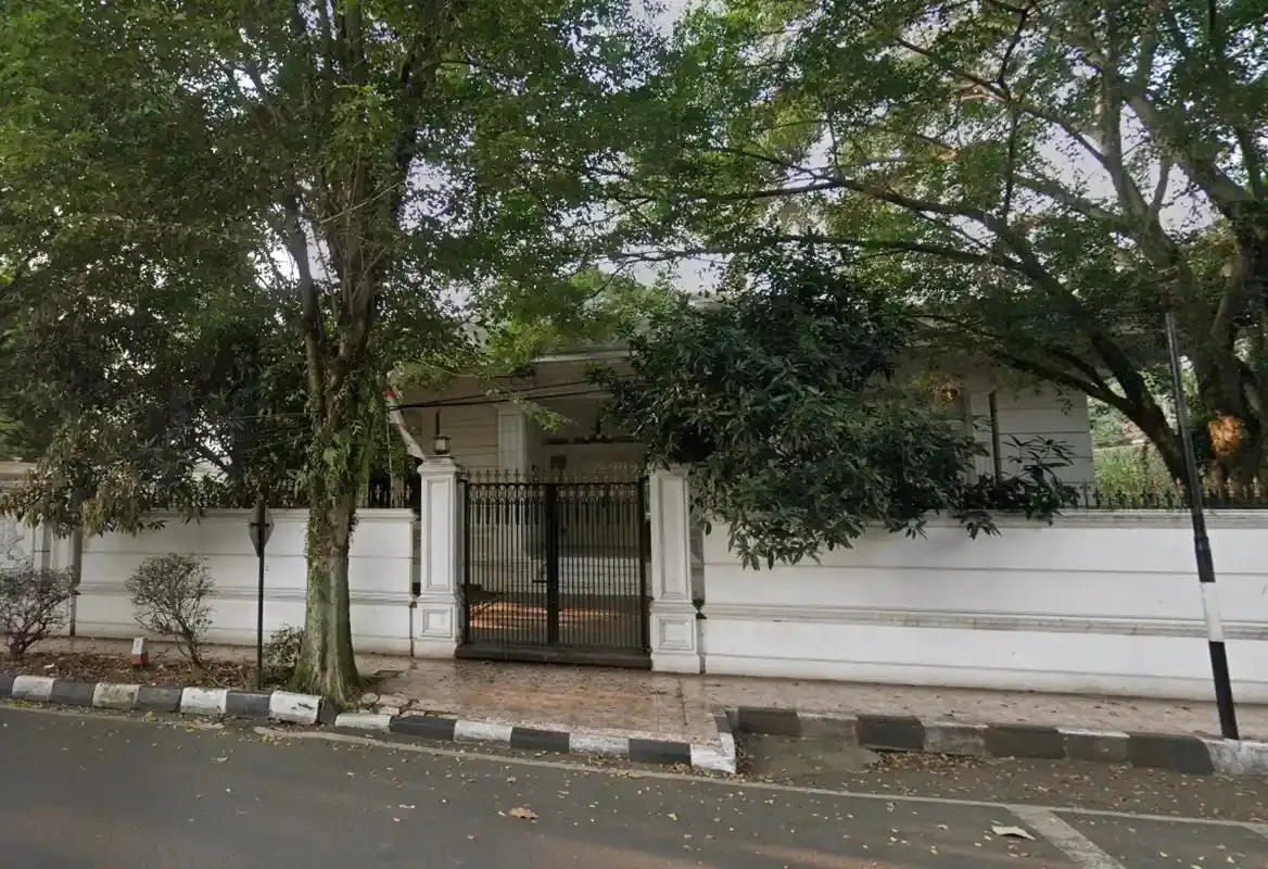 Dijual Rumah Luas 1.765 m2 di Jalan Pajajaran, Bandung