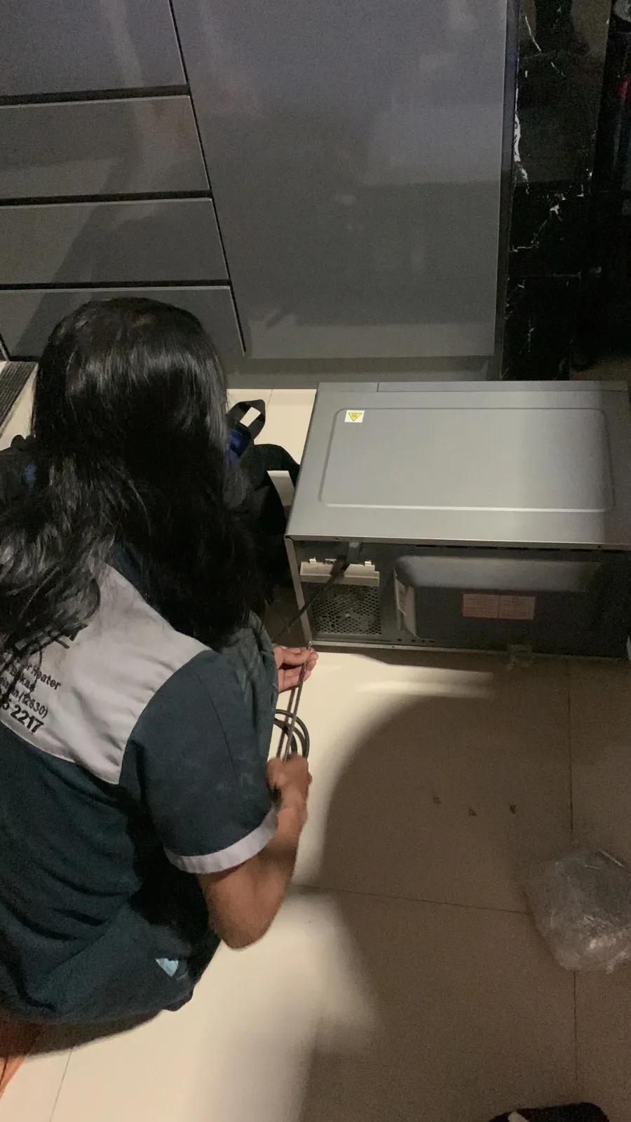 Jasa Service Microwave Senayan. Kebayoran Baru. Jakarta Selatan Terdekat - CV. Sejahtera Jaya Teknik