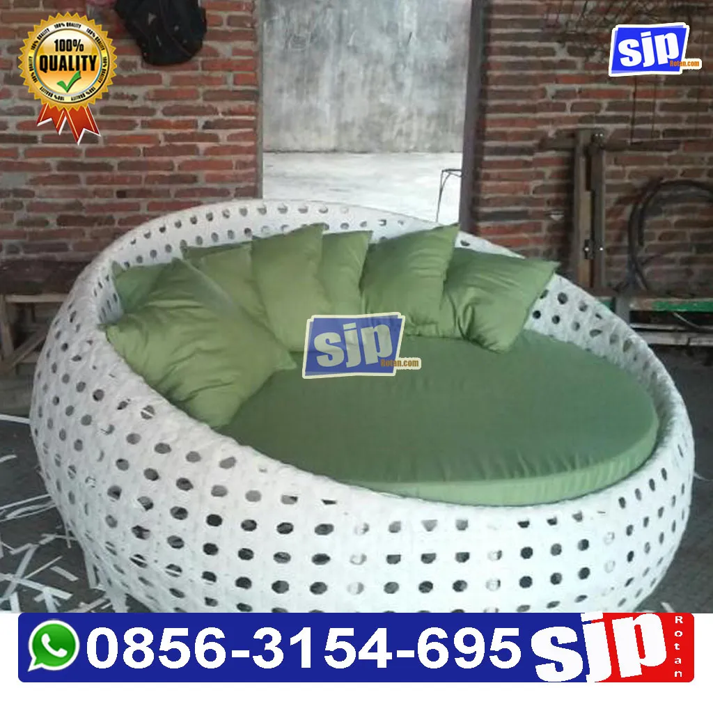 sofa bed rotan sintetis, sofa malas rotan sintetis, sofa santai model orbit rotan sintetis