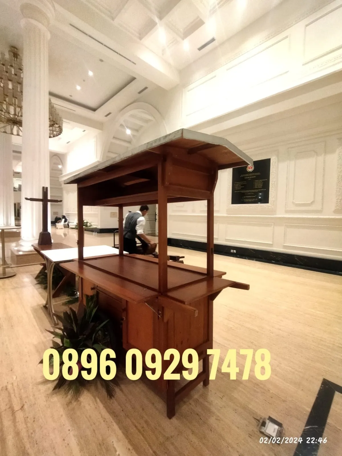 sewa gerobak kayu murah jakarta pusat