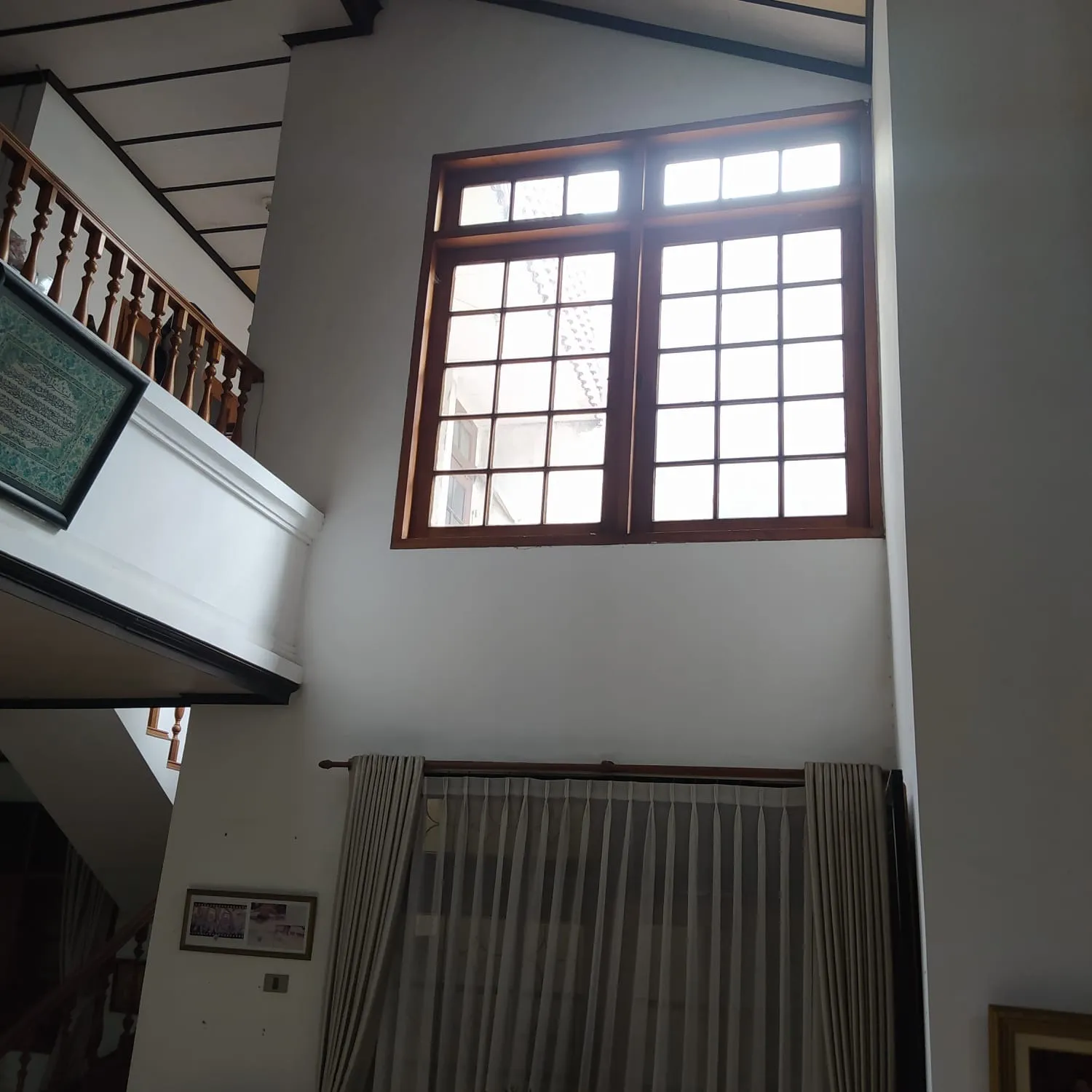 Dijual Rumah di jln Gayungsari Barat, Surabaya Selatan