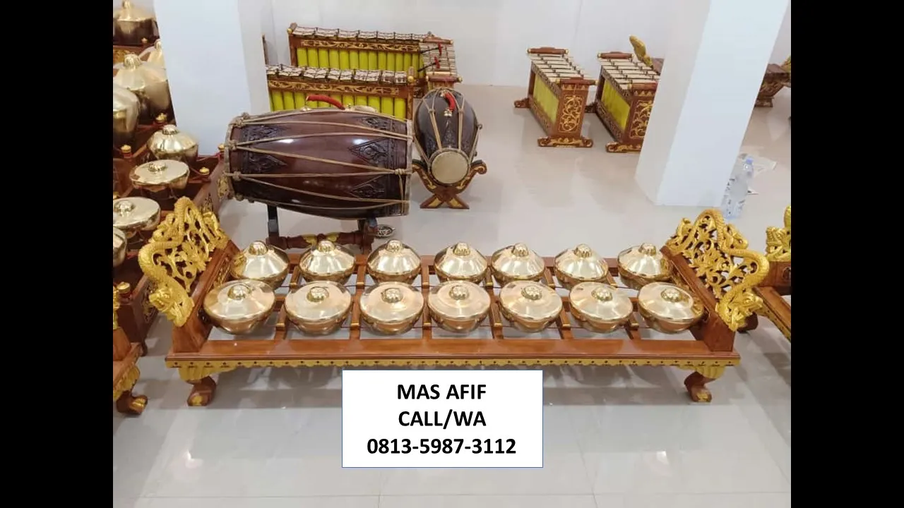 Pengrajin Gong Kabupaten Tanah Bumbu