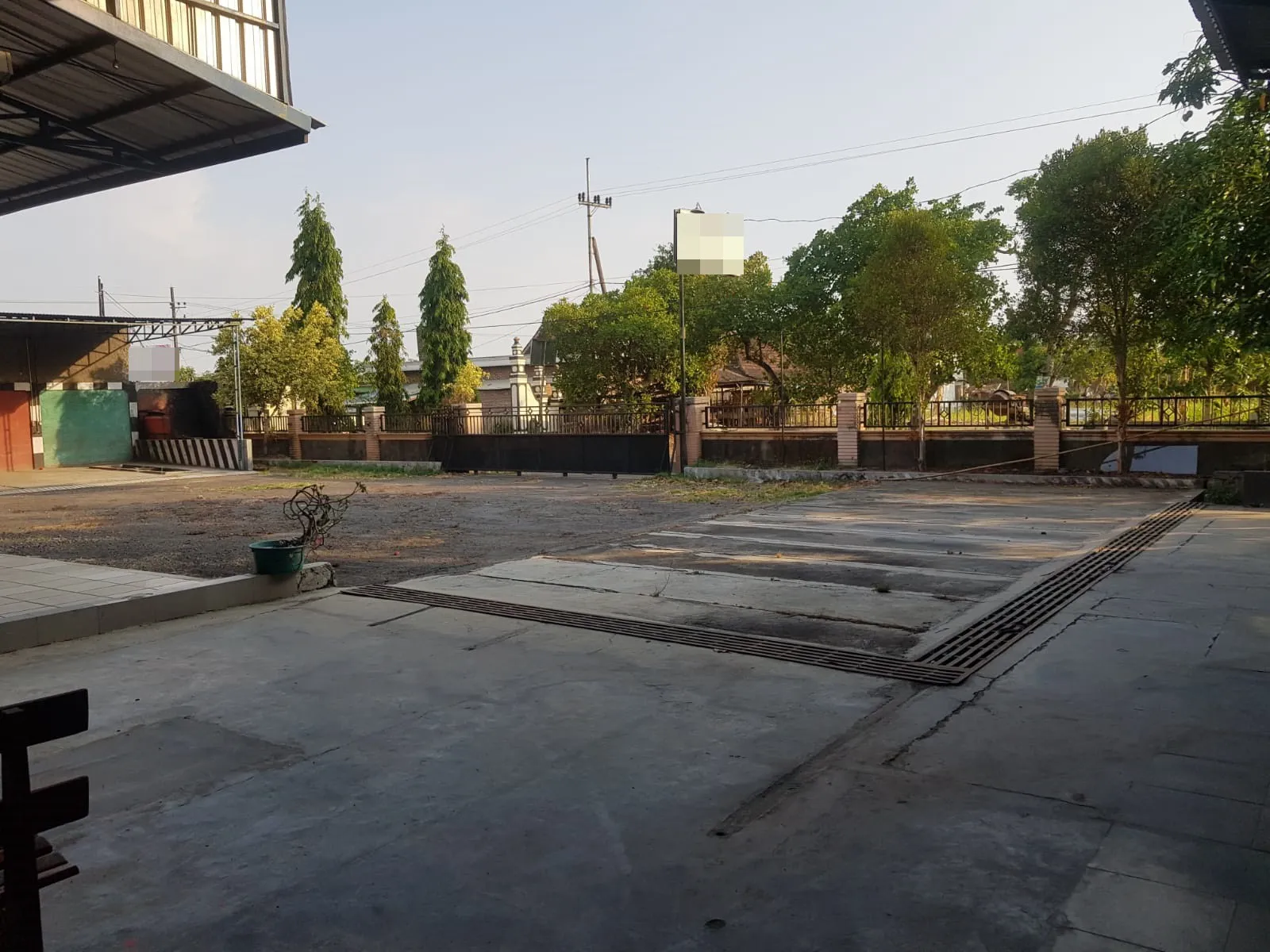 Jual Gudang dan Tempat Usaha di Jalan Kedondong Magetan Shm