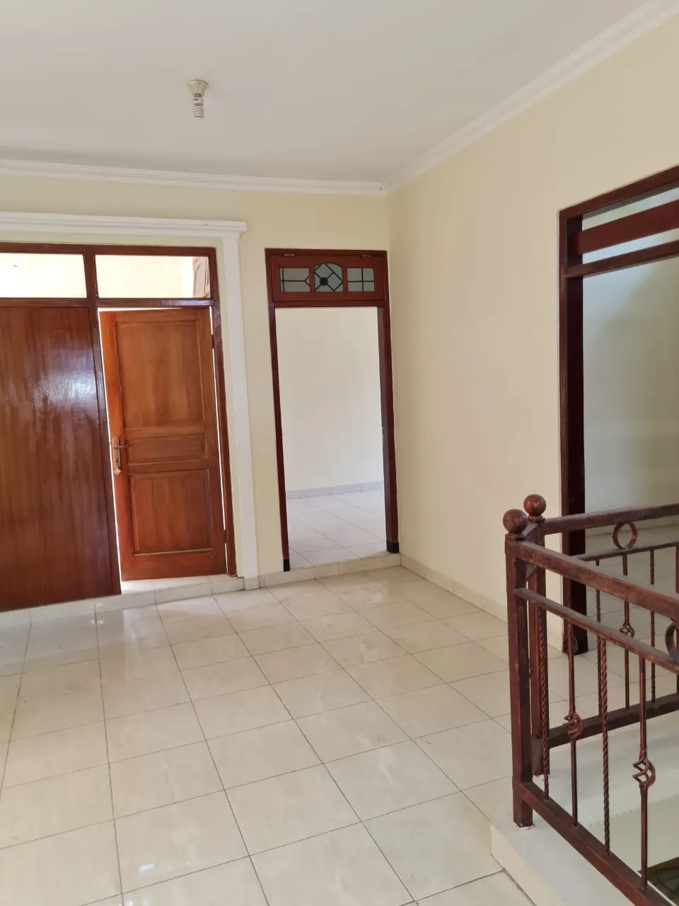 Jual Rumah Kosong Bagus Rungkut Menanggal Harapan Surabaya Shm