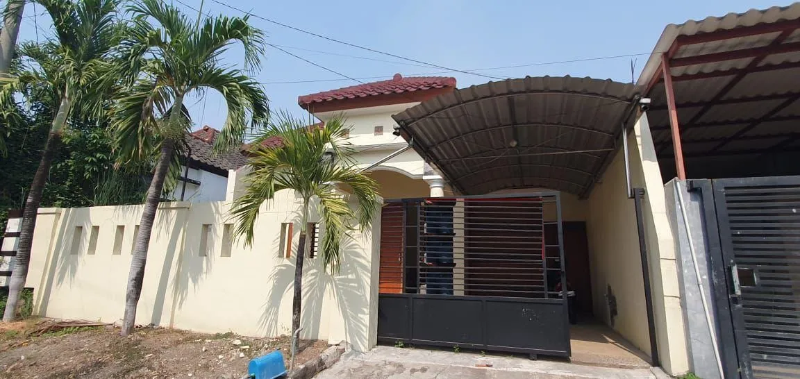 Dijual Rumah SHM di Perumahan Istana Mentari, Sidoarjo