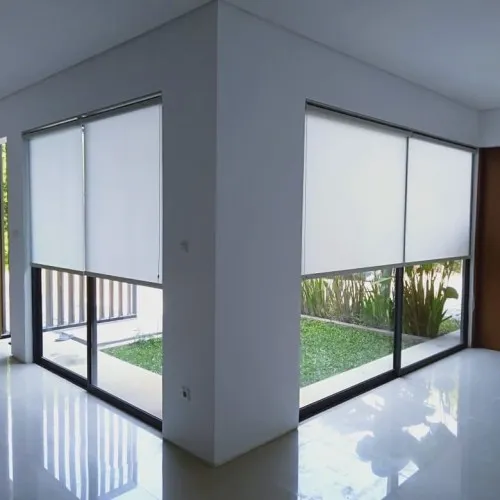 Roller blind kantor ,gedung setiabudi