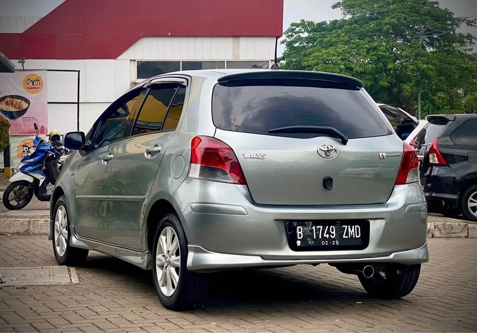 Yaris S Limited 2009