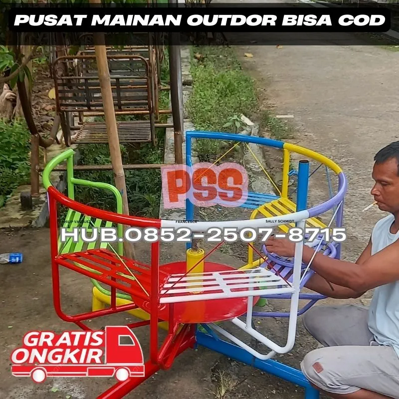 Gambar ayunan besi bulat besar Dan mainan playground Kec Tegallalang Gianyar
