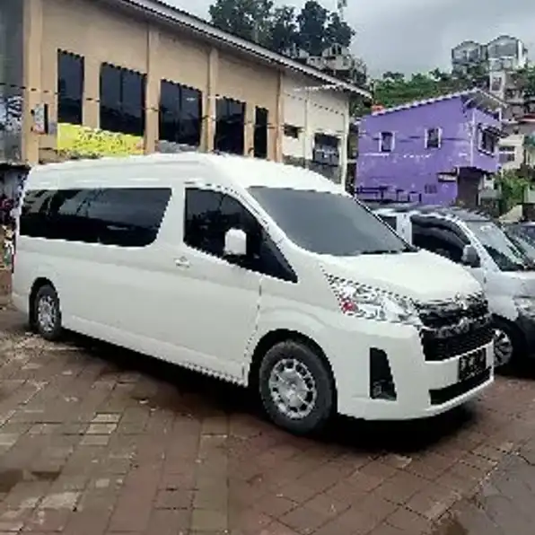 Sewa Hiace Premio Palembang 0853-6666-6717 Mutiara indah