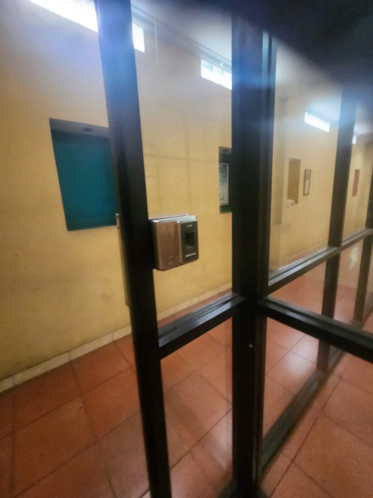 Dijual Gudang Luas 2550 m2 di Kavling DPR, Cipondoh, Tangerang