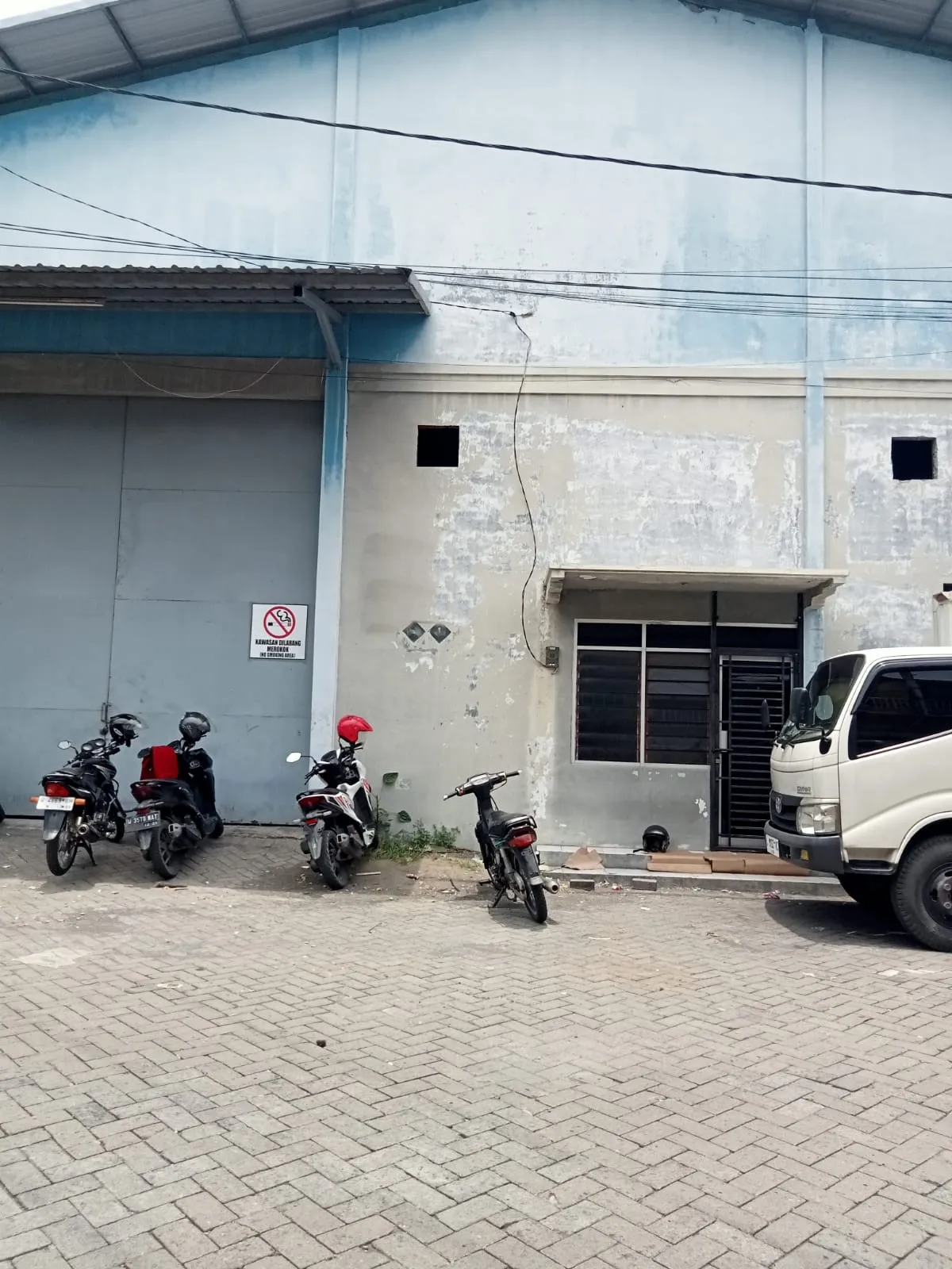 Jual Gudang Siap Pakai Usaha di Komplek Sinar Buduran Sidoarjo