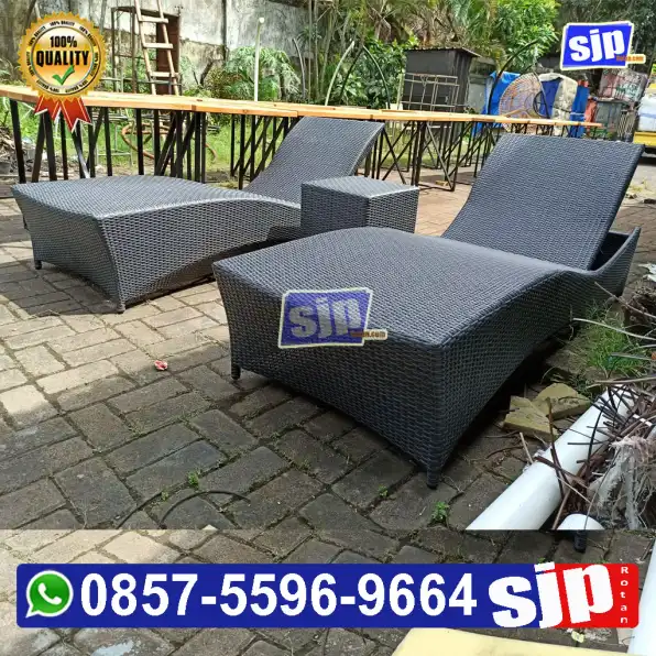 1 unit sunbed rotan sintetis model lamborgini