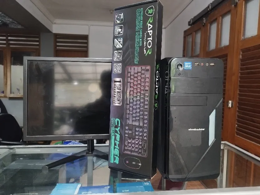 Dijual Fullset PC Office Intel i3 4170 16/128GB SSD - SPC 19" HDMI VGA