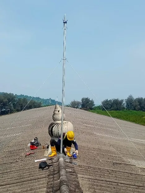 Melayani pasang penangkal Konvensional Rumah Rawalumbu Bekasi