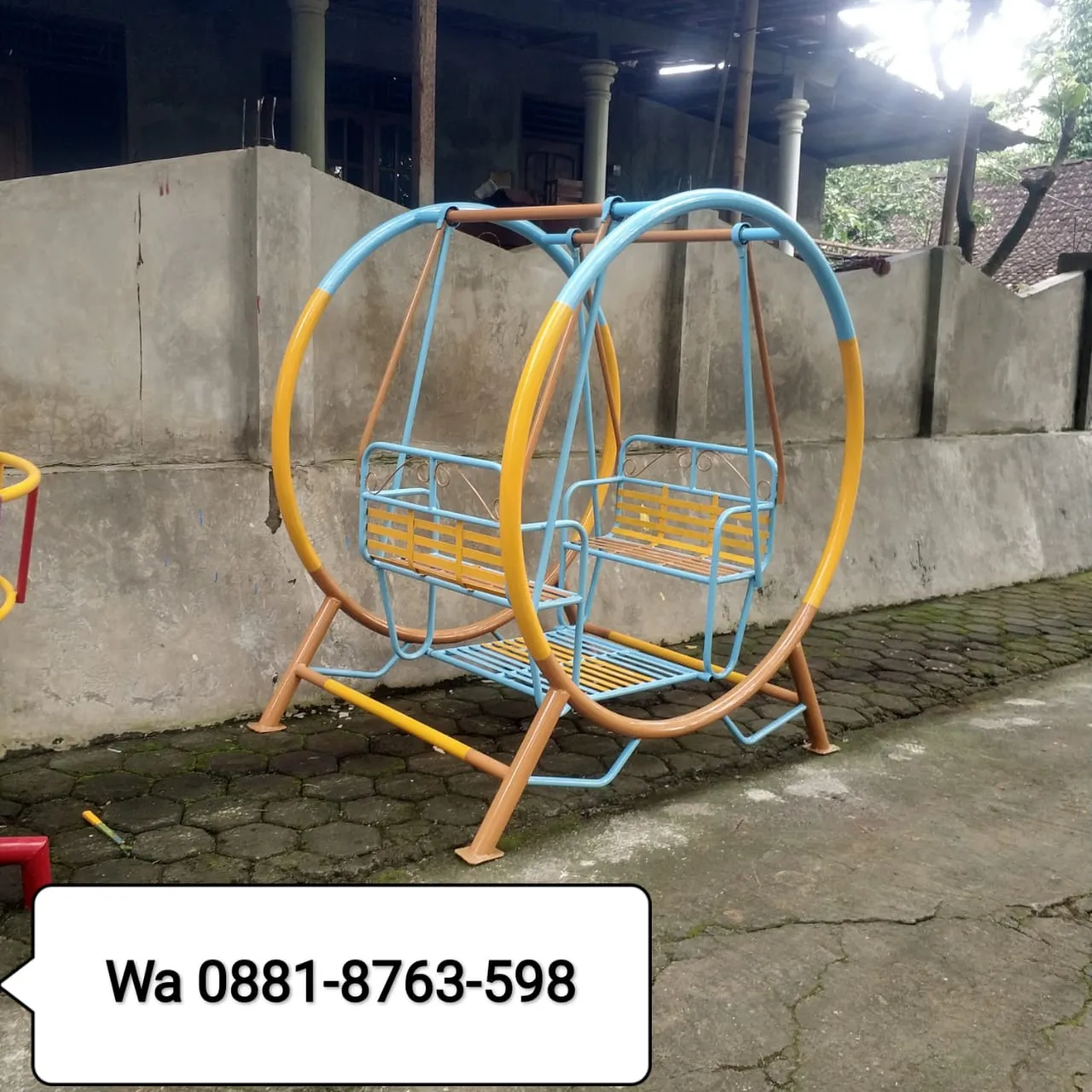 Perngrajin Ayunan Besi Taman dan Jungkat-jungkit di Ciwandan Cilegon