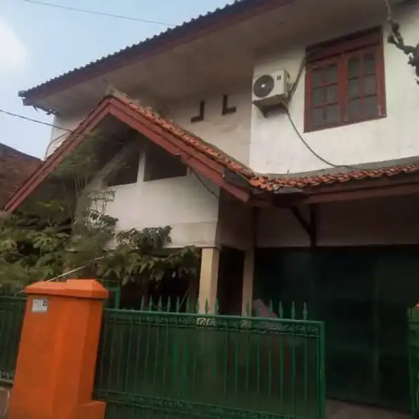 DIJUAL CEPAT RUMAH 2 LT PONDOK KOPI DINDING BATA MERAH 900JUTA NEGO