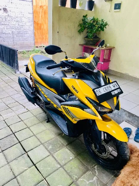 dijual aerox kuning tahun 2018