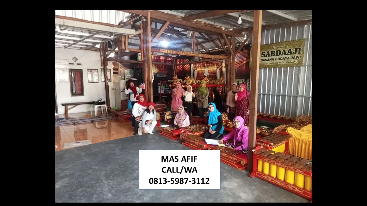 Pengrajin Gong Ondong Siau
