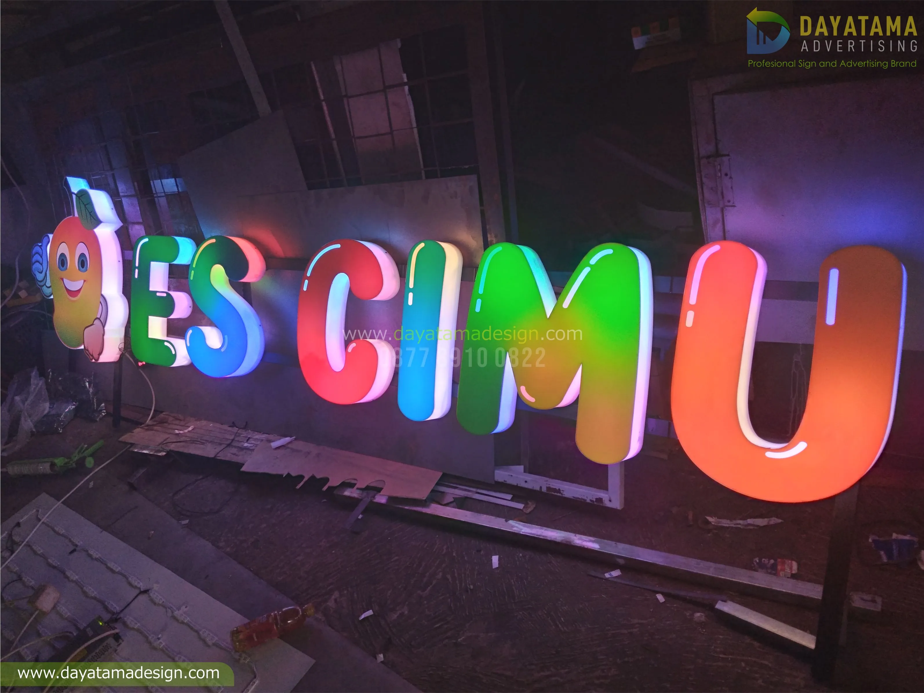 Letter Sign Huruf Timbul Lampu RGB