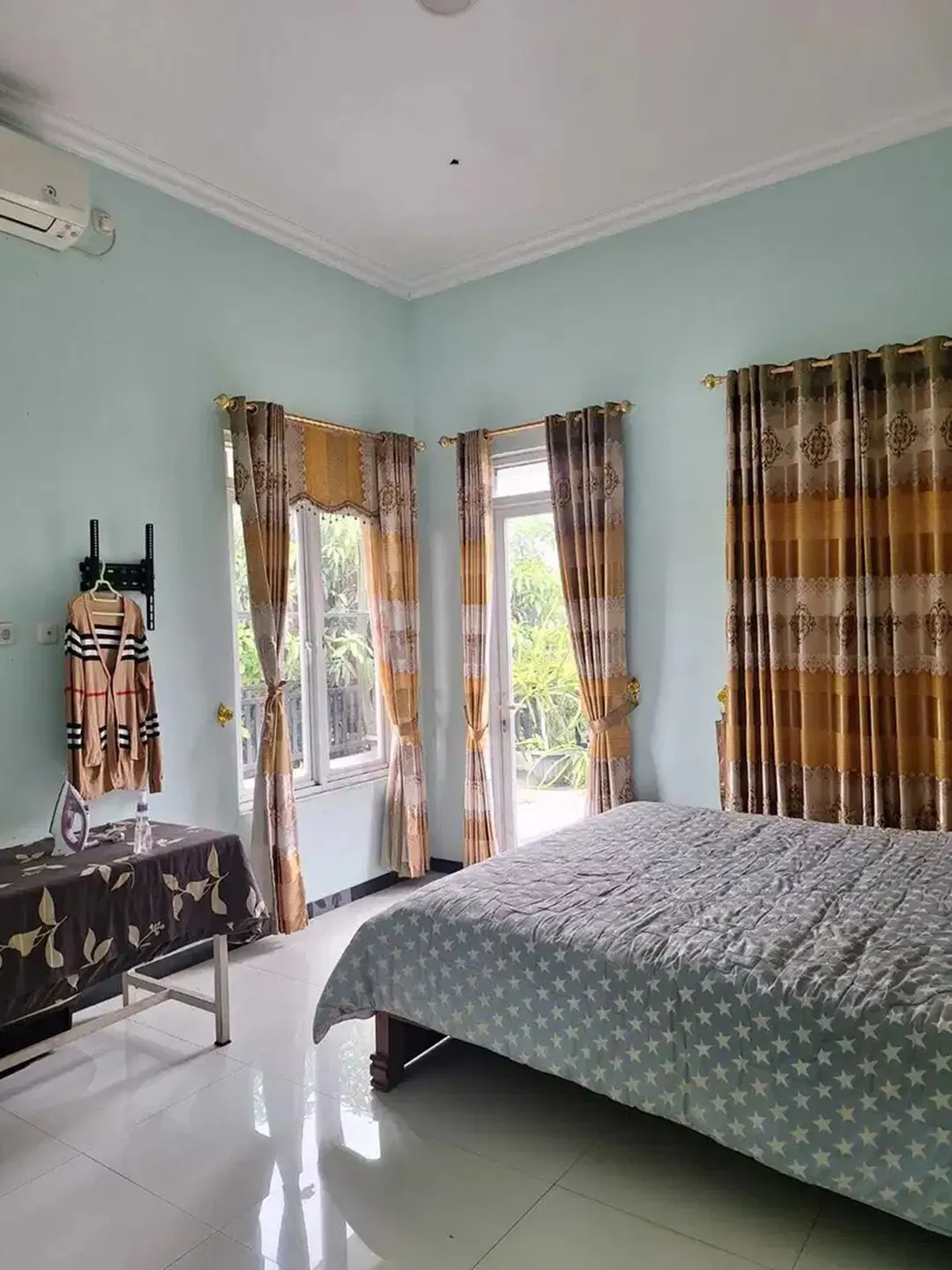 Jual Rumah 2 Lantai Komplek Metland Menteng Jakarta Timur