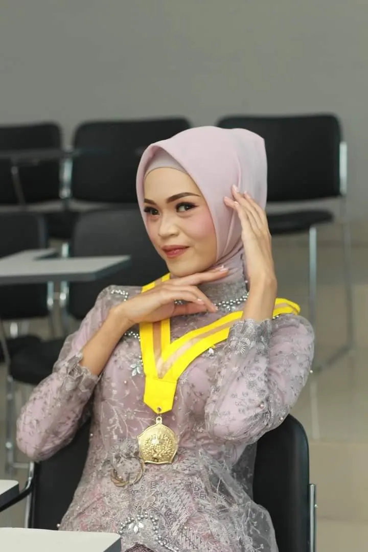 Terbaru, Kebaya Wisuda,  Kebaya Modern, Tunangan, Pekan Baru, NENG LINA KEBAYA