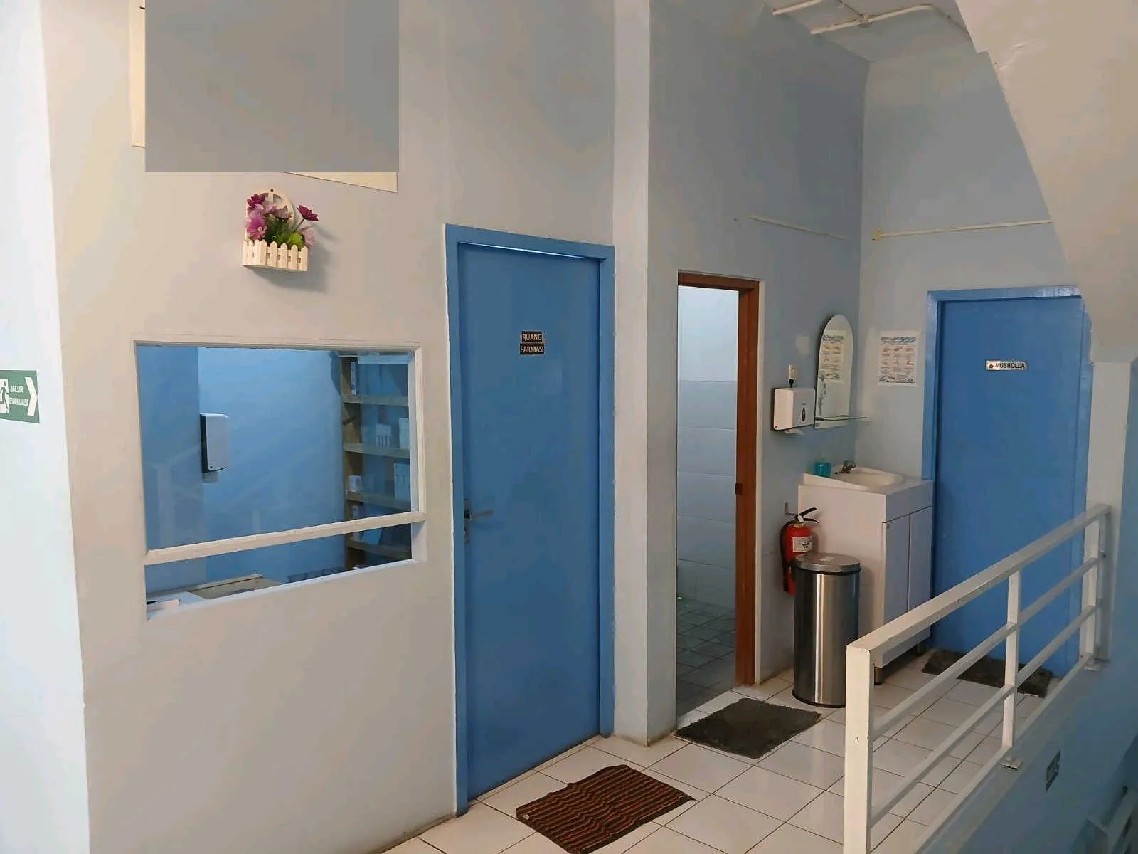 Disewakan Ruko 3 Lantai di Raya Jermursari, Surabaya