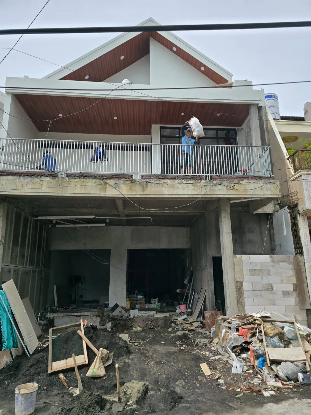 Dijual Rumah Baru 2 Lantai di Babatan Pantai Barat, Surabaya