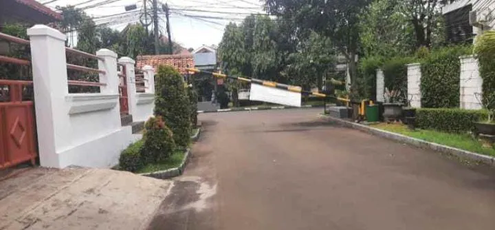Dijual Rumah Siap Huni di Jalan Camar III, Kota Tangerang