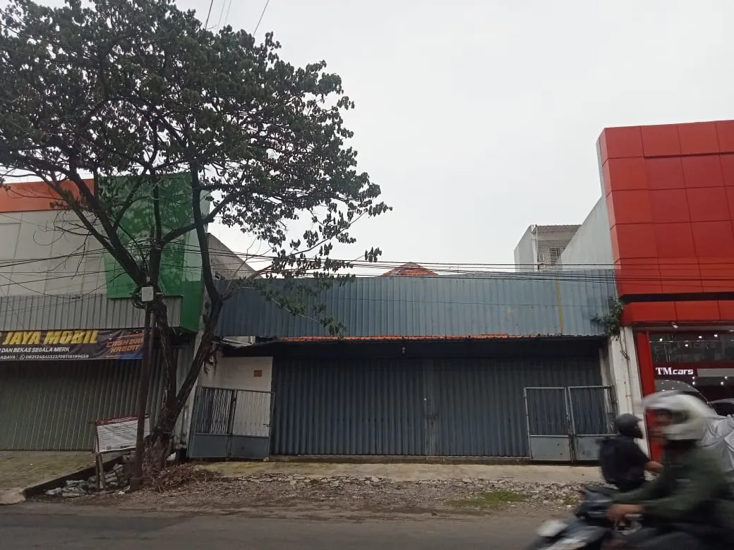 Dijual dan Disewakan Tempat Usaha di Raya Barata Jaya, Surabaya