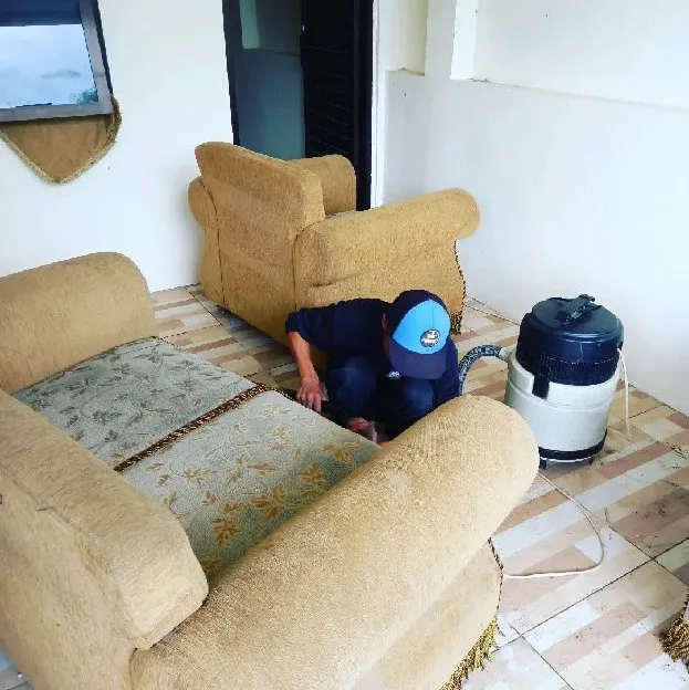 Cuci Sofa Blitar 081334917911