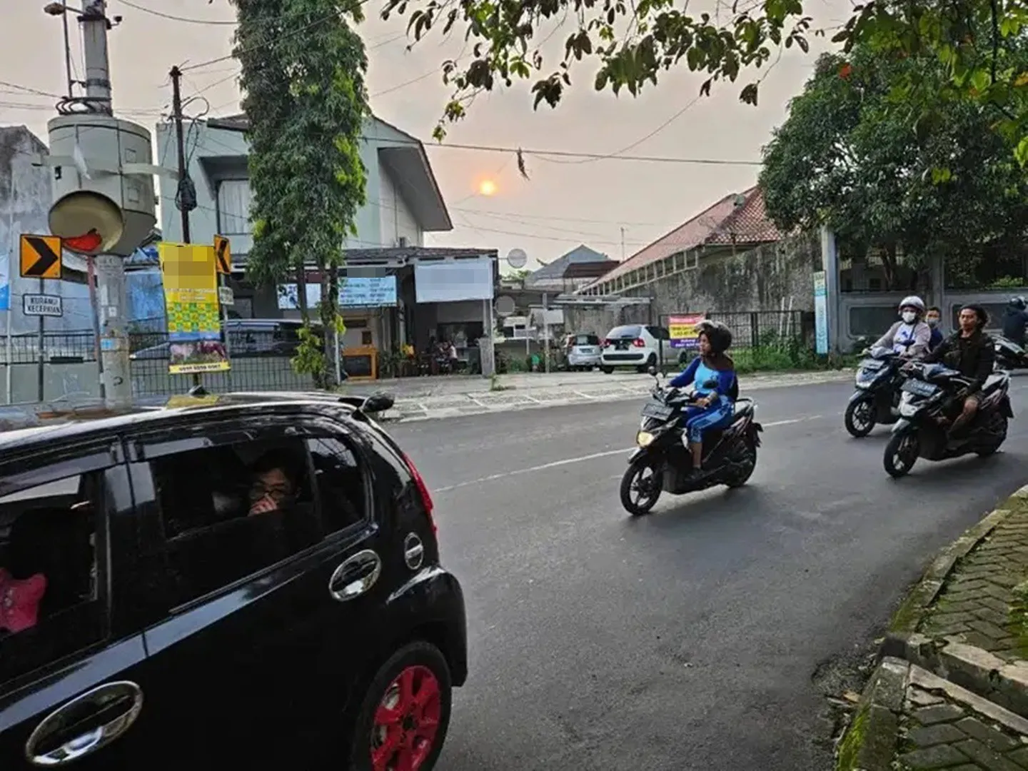 Jual Tempat Usaha Shm Siap Pakai di Raya Pabuaran Sukabumi